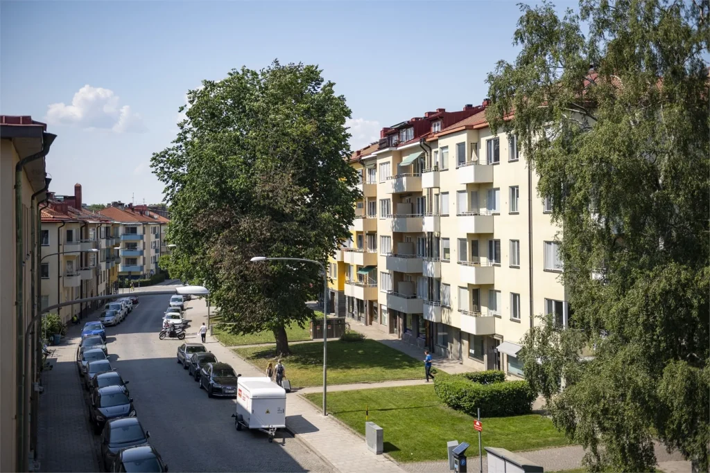 3. Inkoppling av elskap jordfelsbrytare till BRF